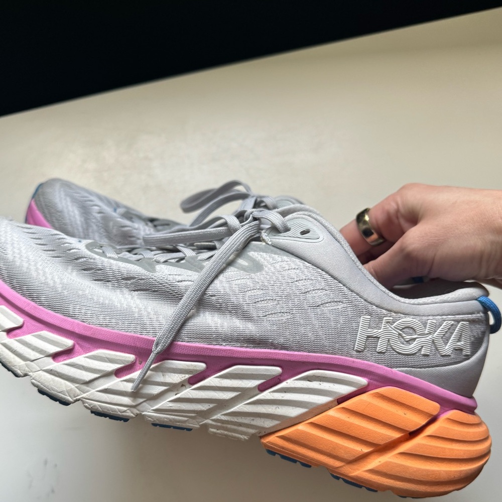 Hoka Gaviota 4 size 10